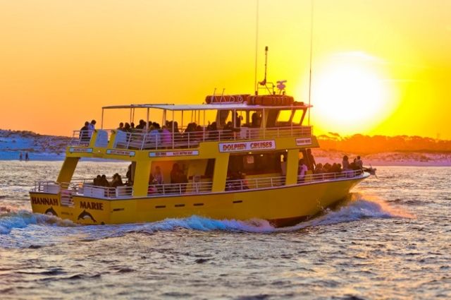 Sightseeing boat tours in Destin-FWB