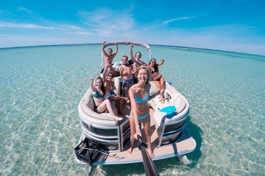 Crab Island pontoon rental